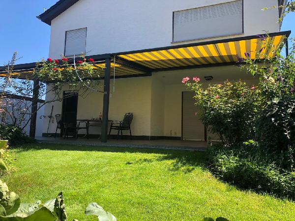 Referenz | Heckert GmbH | Terrassendach u. Pergola Compact | Lampertheim